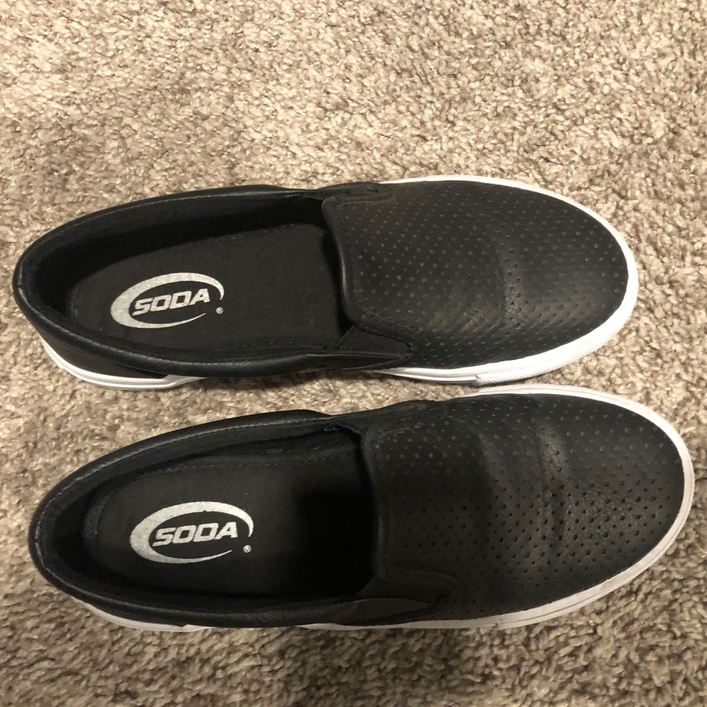 SODA black shoes